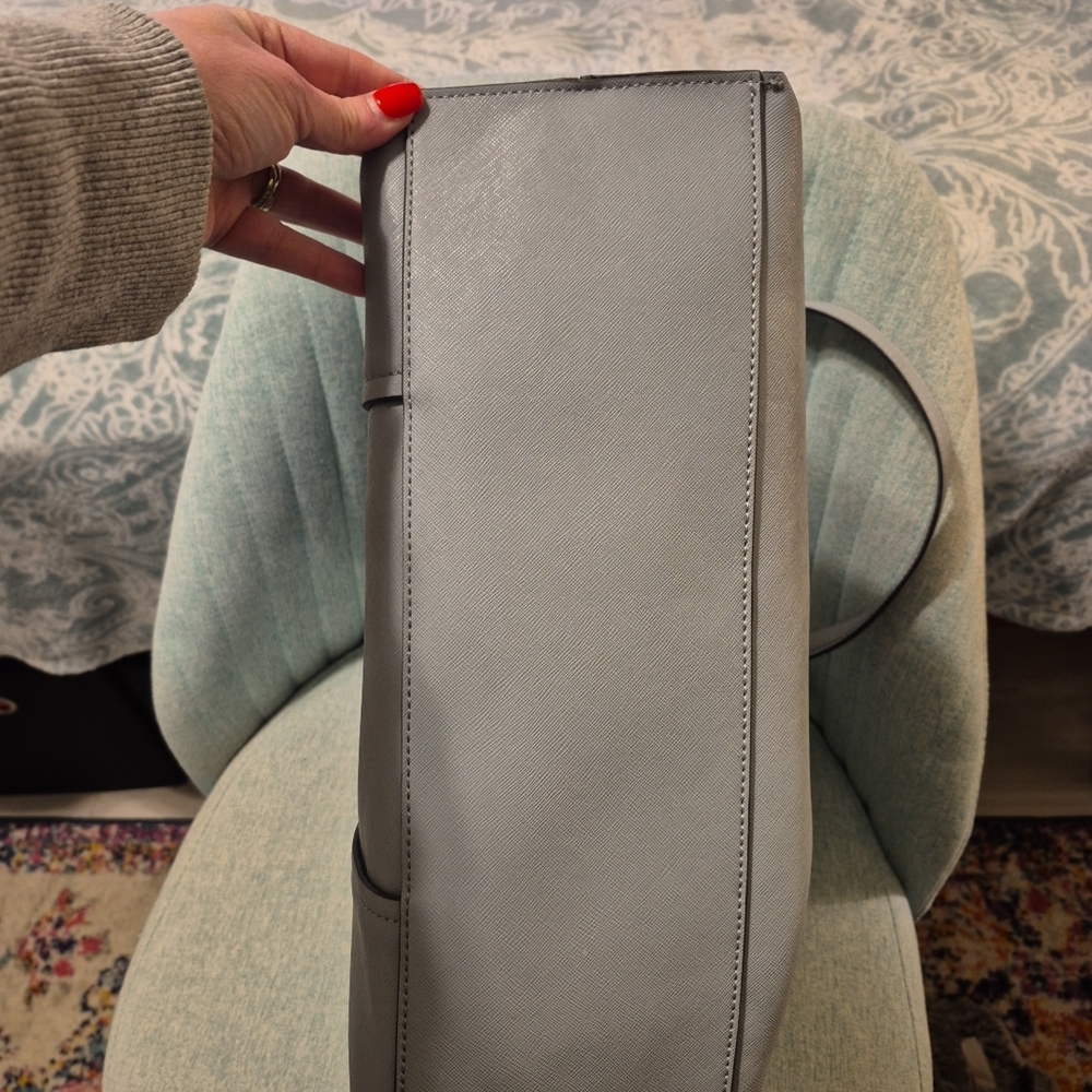 Nine West Elegant Light Gray Tote - Picture 6 of 6